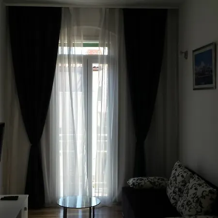 Appartement Old Town With Private Indoor Garage Parking Split