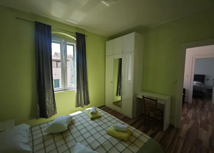 아파트 Old Town With Private Indoor Garage Parking