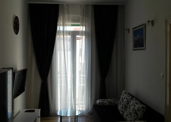 아파트 Old Town With Private Indoor Garage Parking 스플리트