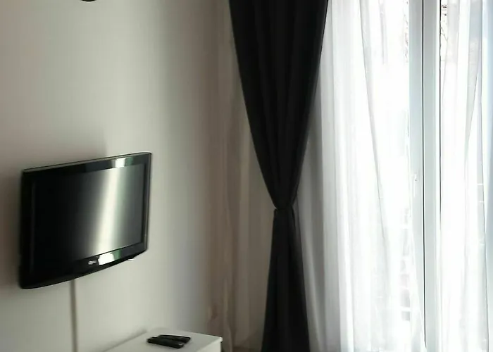 Old Town With Private Indoor Garage Parking 아파트 스플리트